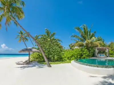 Beach Pool Villa Piscina Milaidhoo Island Maldives