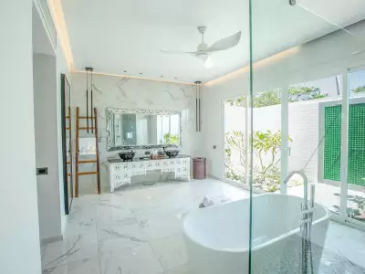 Beach Villa Banera Emerald Maldives Resort & Spa