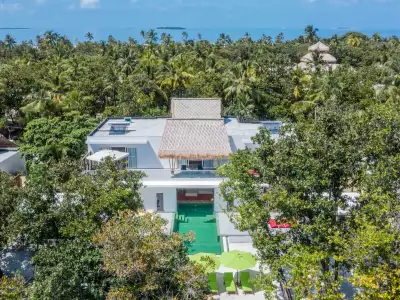 Royal Beach Villa with Pool - Three Bedroom Vista aerea Emerald Maldives Resort & Spa