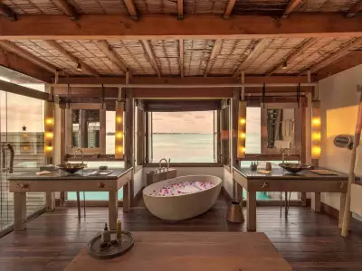Gili Lankanfushi Bath Villa Suite Bano