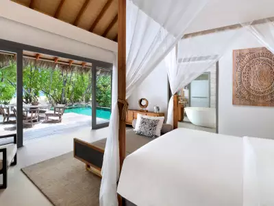 Deluxe Beach Pool Residence Bedroom Vakkaru Maldives